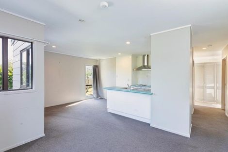 Photo of property in 2/34 School Road, Morningside, Auckland, 1021