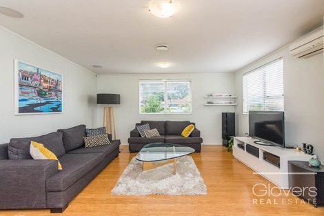 Photo of property in 2/36 Newington Road, Henderson, Auckland, 0612