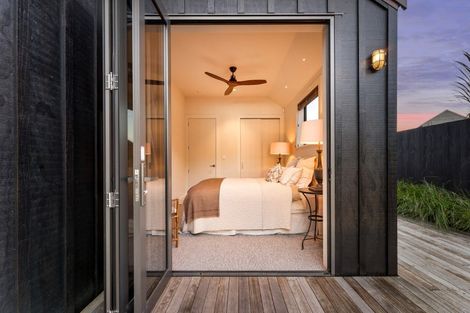 Photo of property in 10 Ida Way, Omaha, 0986