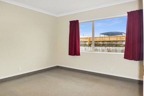 Photo of property in 6 Teppett Place, Foxton Beach, Foxton, 4815