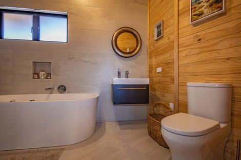 Photo of property in 1 Fern Lane, Ohakune, 4625