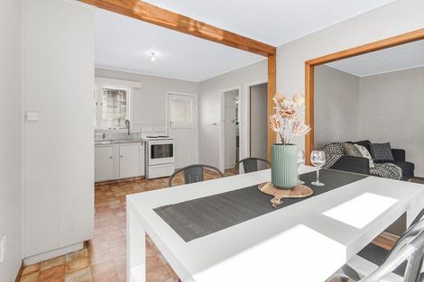 Photo of property in 9 Tralee Place, Hillcrest, Hamilton, 3216