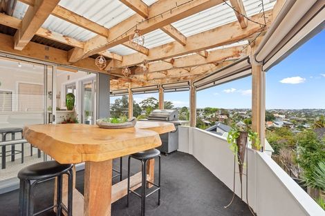 Photo of property in 11a Mizpah Road, Waiake, Auckland, 0630