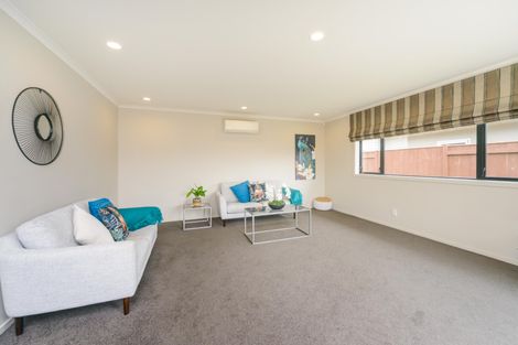 Photo of property in 2 Pegasus Place, Kelvin Grove, Palmerston North, 4414