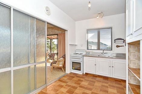 Photo of property in 11 Cossar Street, Burwood, Christchurch, 8083