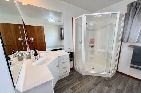 Photo of property in 54 Vyner Road, Otatara, Invercargill, 9879