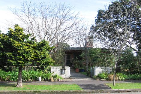 Photo of property in 9 Trent Avenue, Hokowhitu, Palmerston North, 4410