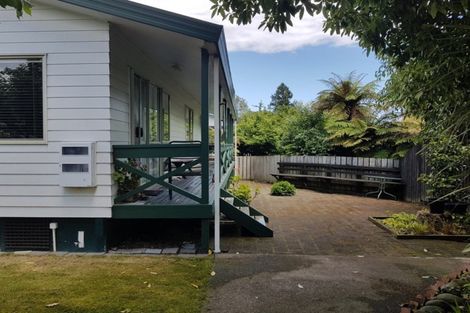 Photo of property in 1/25 Chesham Avenue, Waipahihi, Taupo, 3330