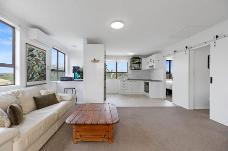 Photo of property in 240 Pukehina Parade, Pukehina, Te Puke, 3189