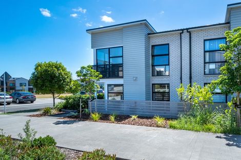 Photo of property in 1 Kaiwawao Lane, Hobsonville, Auckland, 0616