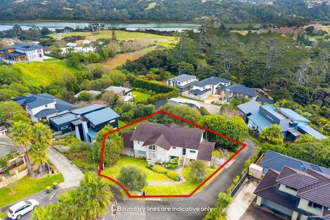 Photo of property in 17 Meteor Place, Schnapper Rock, Auckland, 0632