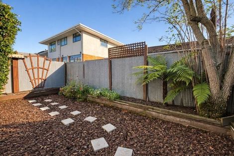 Photo of property in 3/5 Division Street, Riccarton, Christchurch, 8041