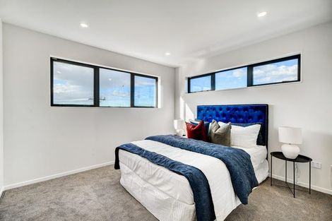Photo of property in 16 Woodford Avenue, Brookfield, Tauranga, 3110