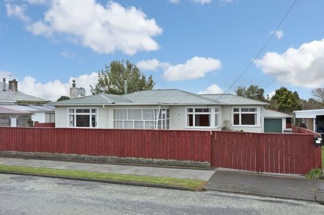 Photo of property in 35 Morris Street, Marton, 4710