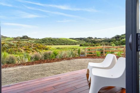 Photo of property in 15 Karamu Lane, Mangawhai, 0505
