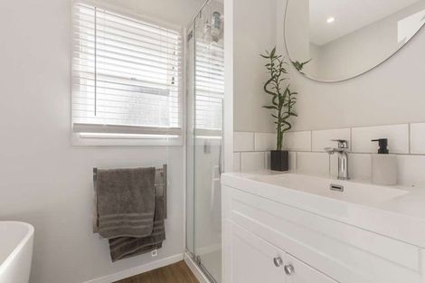 Photo of property in 13 Joyce Street, Pahurehure, Papakura, 2113