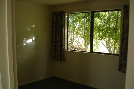 Photo of property in 5 Arlette Place, Massey, Auckland, 0614