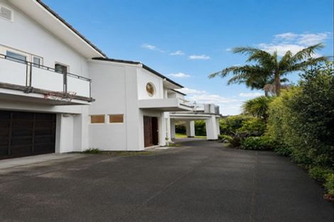 Photo of property in 71 William Bayes Place, Red Beach, 0932