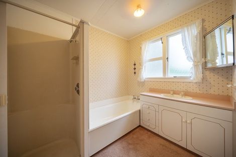 Photo of property in 16 Bligh Street, Te Anau, 9600