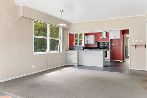 Photo of property in 1252 Devon Road, Sentry Hill, New Plymouth, 4373