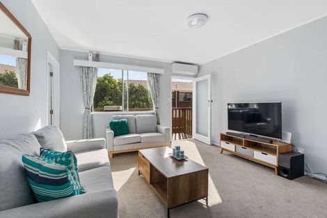 Photo of property in 2/259 Royal Road, Massey, Auckland, 0614