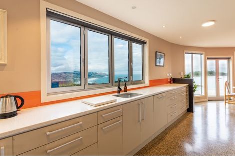 Photo of property in 14 Highgrove, Saint Clair, Dunedin, 9012