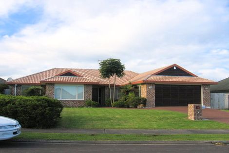 Photo of property in 10 Glencullen Place, Dannemora, Auckland, 2016
