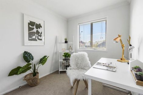 Photo of property in 5 Grenache Place, Rototuna, Hamilton, 3210