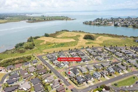 Photo of property in 45 Hadley Wood Drive, Wattle Downs, Auckland, 2103