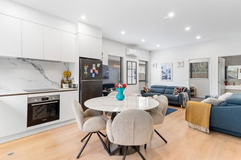 Photo of property in 23d Princeton Parade, Albany, Auckland, 0632