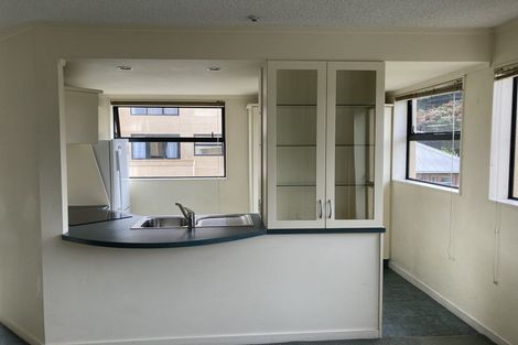 Photo of property in 568f Adelaide Road, Berhampore, Wellington, 6023