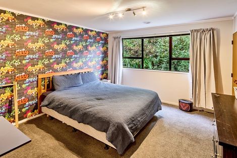 Photo of property in 12 Cullen Place, Tawa, Wellington, 5028