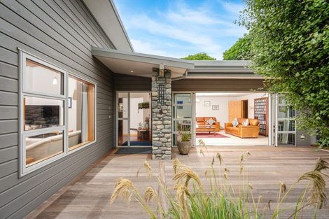 Photo of property in 54 Kohekohe Road, Waikanae, 5036