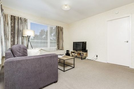 Photo of property in 73 Lynden Avenue, Hillcrest, Auckland, 0627