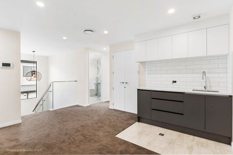 Photo of property in 11b Markham Place, Bucklands Beach, Auckland, 2012