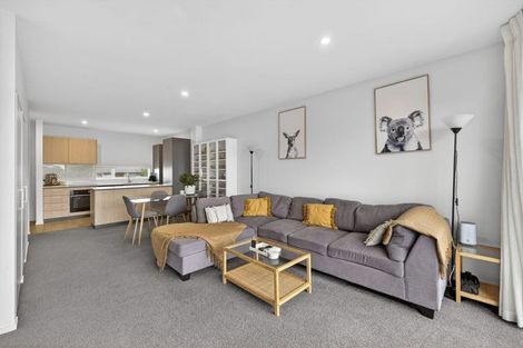 Photo of property in 8 Sunshine Lane, New Brighton, Christchurch, 8083