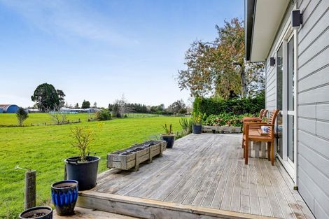 Photo of property in 8 Manatu Lane, Inglewood, 4330