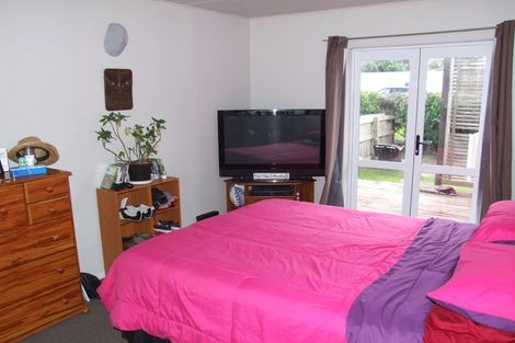 Photo of property in 4 Kauri Drive, Wairakei, Taupo, 3332