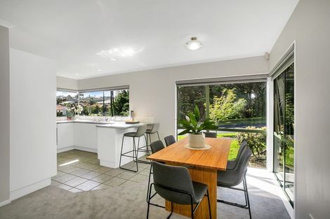 Photo of property in 1/4 De Havilland Drive, Goodwood Heights, Auckland, 2105