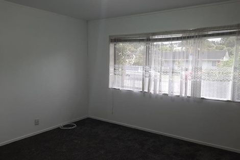 Photo of property in 1/2a Takapu Street, Henderson, Auckland, 0612