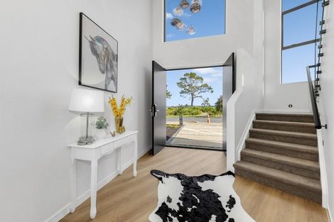 Photo of property in 13 Catalina Avenue, Rosehill, Papakura, 2113