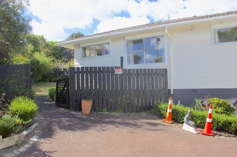 Photo of property in 1/114 Sycamore Drive, Sunnynook, Auckland, 0620