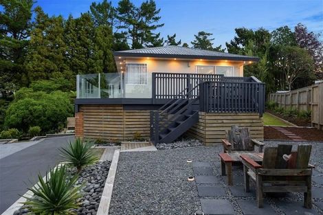 Photo of property in 12 Ngaio Street, Strandon, New Plymouth, 4312