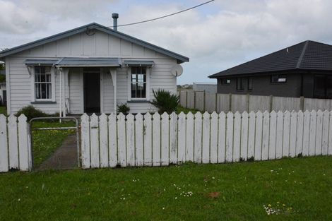 Photo of property in 78 Turuturu Road, Hawera, 4674