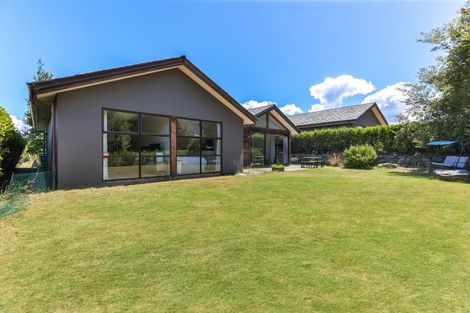 Photo of property in 4 Jackby Court, Jacks Point, Queenstown, 9371