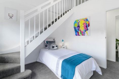 Photo of property in 10 Waitawa Place, Lynmore, Rotorua, 3010