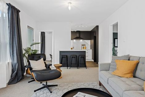 Photo of property in 2/17 Frensham Crescent, Woolston, Christchurch, 8062