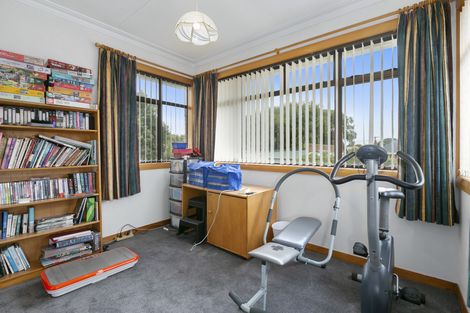Photo of property in 39 Stirling Street, Andersons Bay, Dunedin, 9013