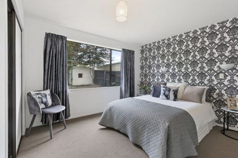 Photo of property in 240 Queenspark Drive, Parklands, Christchurch, 8083