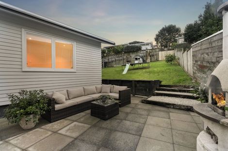 Photo of property in 13 Keldale Place, Forrest Hill, Auckland, 0620
